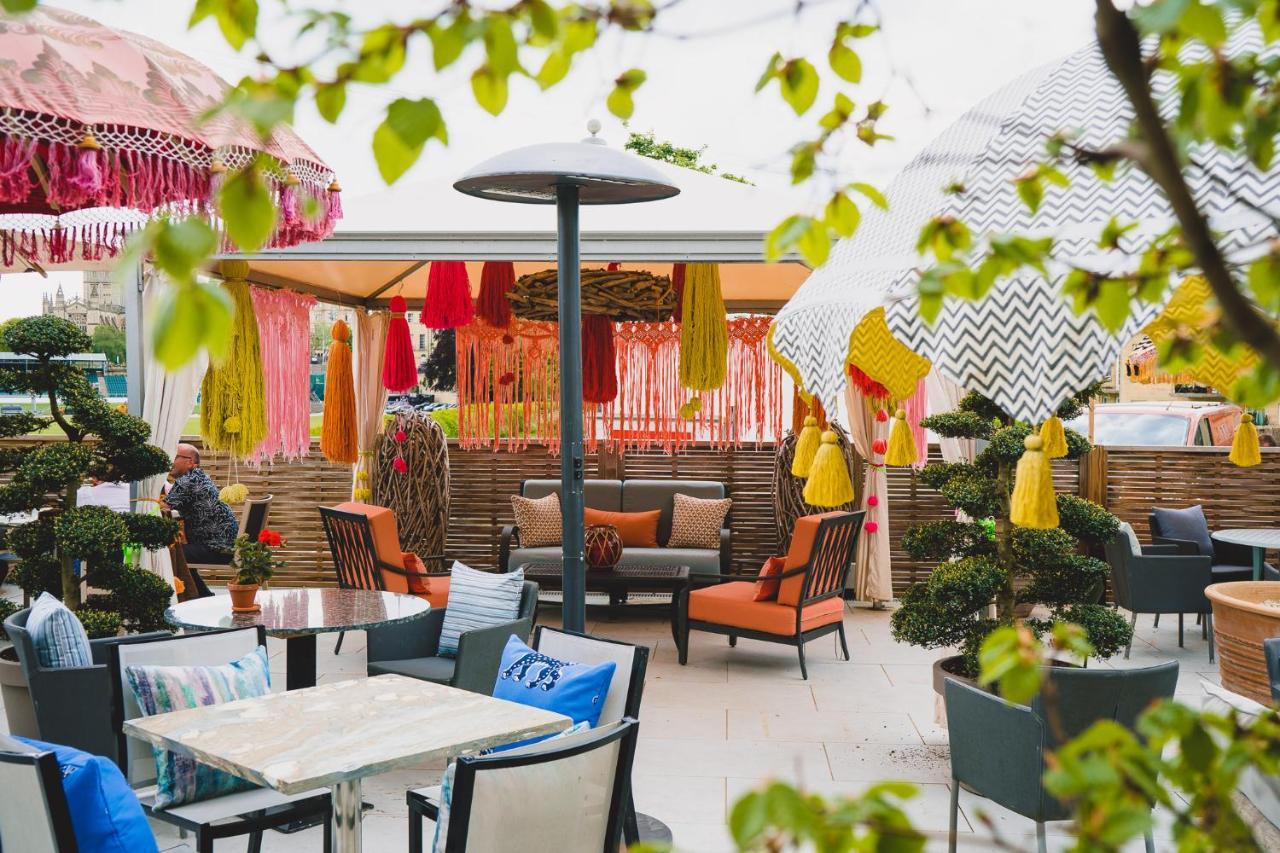 The Bird, Bath Hotel Екстериор снимка